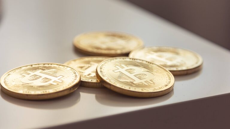 Pourquoi investir dans les crypto-monnaies ?
